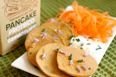 Pancake proteici salati alle carote