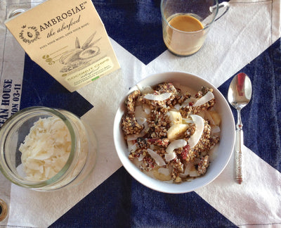 Übergranola & Yogurt di Cocco